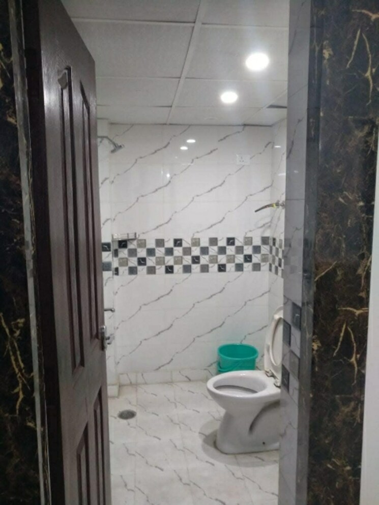 Bathroom, charms-castle 2 Bedroom 1250 Sq.Ft. Apartment In Raj Nagar Extension Ghaziabad 8650462