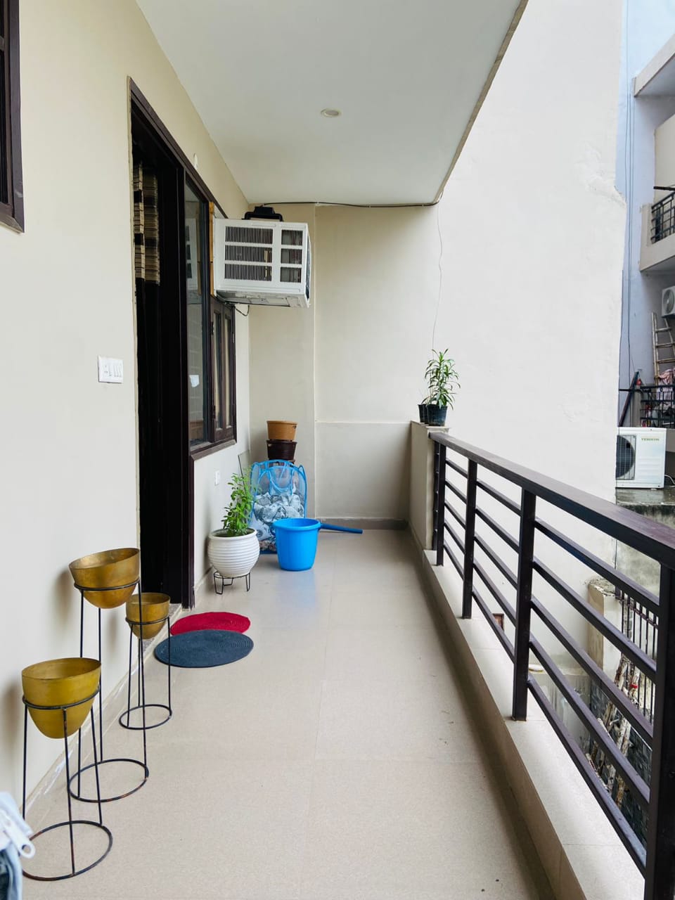 1 BHK Builder Floor For Rent in AS Tower