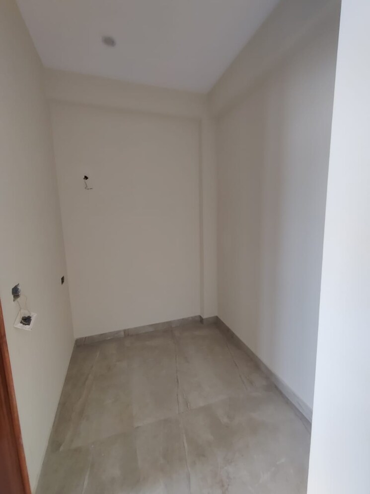 Room, panditwari 4 Bedroom 110 Sq.Yd. Independent House In Panditwari Dehradun 8650614