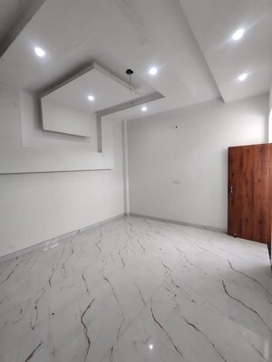 Room in 4 BHK Independent House at Shimla Bypass Road – for Sale