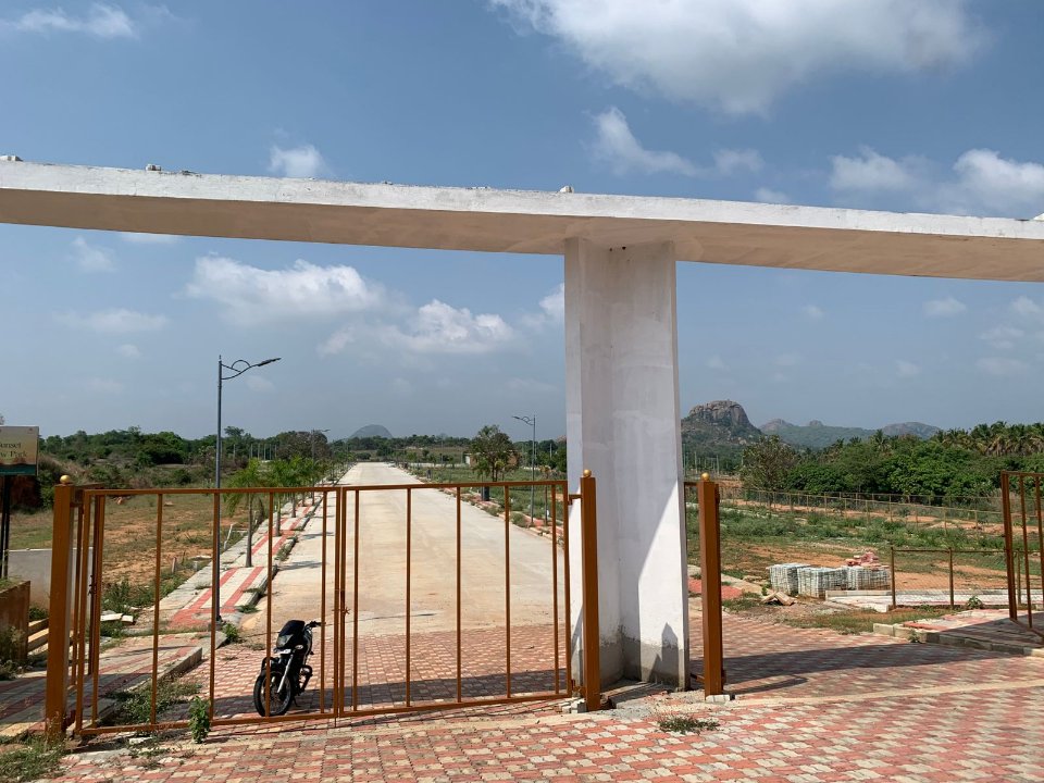 Plot For Sale in Oraiyan Guru Punnavani eu