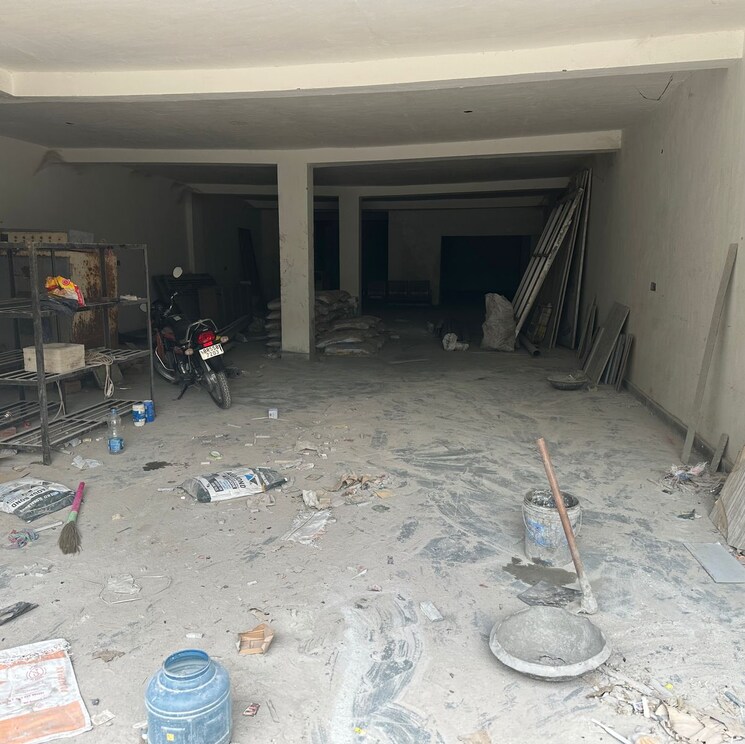  Parking, dlf-industrial-estate Commercial Industrial Plot 8500 Sq.Ft. In Ip Colony Faridabad 8650722