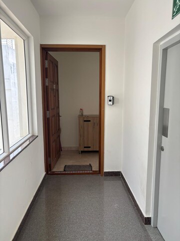 Room in 2 BHK Apartment at Prestige MSR, Mathikere – for Rent