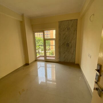 Bedroom in 2 BHK Apartment at Gardenia Golf City, Noida Central – for Rent