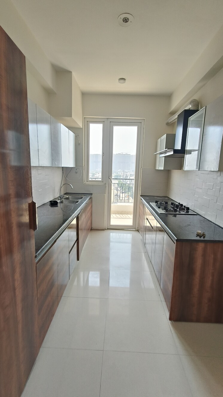 Kitchen, balongi village 3.5 Bedroom 2450 Sq.Ft. Apartment In Balongi Village Mohali 8650896