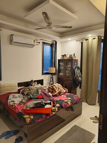 2 BHK Apartment For Rent in Bestech Park View Spa, Sector 47