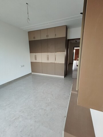 3 BHK Builder Floor For Rent in Aerocity
