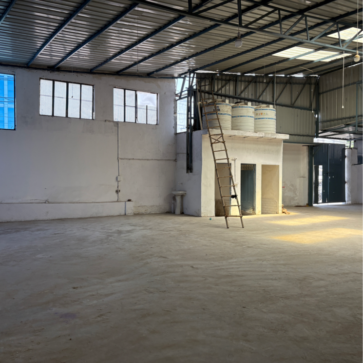 Room, dlf-industrial-estate Commercial Industrial Plot 4000 Sq.Ft. In Ip Colony Faridabad 8650979