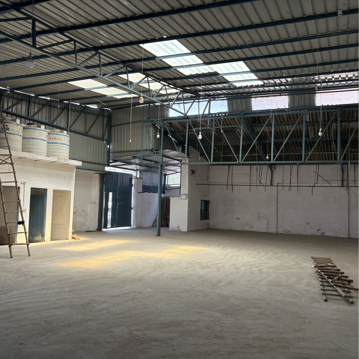 Industrial Plot For Rent in DLF Industrial Estate