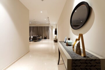 Building Lobby in 3 BHK Apartment at Kohinoor Square Altissimo, Dadar West – for Rent