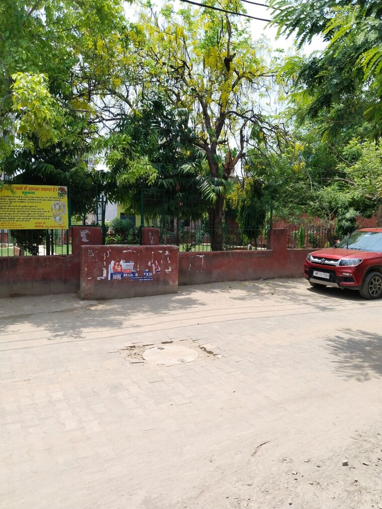 Exterior View, new palam vihar phase 1  210 Sq.Yd. Plot In New Palam Vihar Phase 1 Gurgaon 8651049