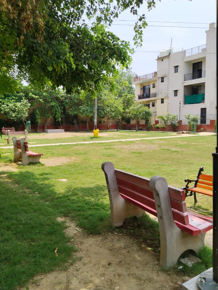 Exterior View, new palam vihar phase 1  210 Sq.Yd. Plot In New Palam Vihar Phase 1 Gurgaon 8651049