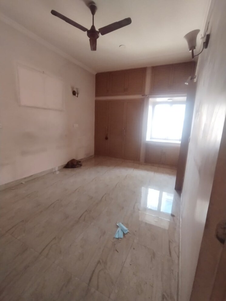 Room, chittaranjan park 2 Bedroom 900 Sq.Ft. Builder Floor In Chittaranjan Park Delhi 8650995