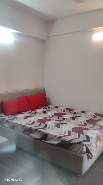 1 BHK Apartment For Rent in Paras Tierea, Sector 137