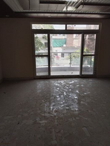 Room in 3 BHK Independent House at Sector 55 – for Rent