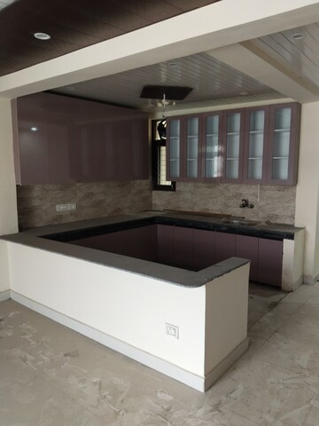 Kitchen in 3 BHK Independent House at Sector 55 – for Rent
