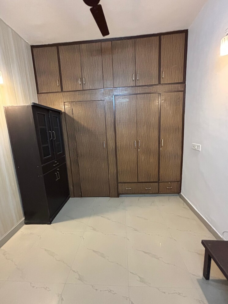 Kitchen, hemkunt colony 1 Bedroom 900 Sq.Ft. Builder Floor In Hemkunt Colony Delhi 8651083