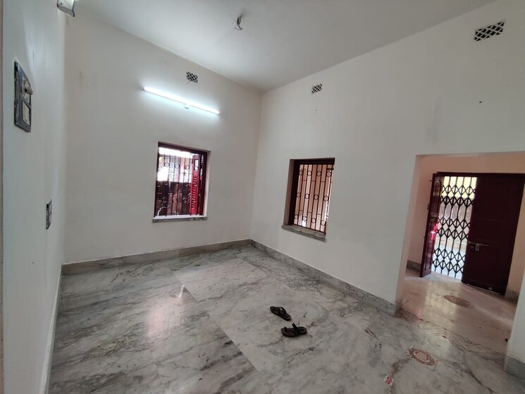 Room, kadam tala 2 Bedroom 1000 Sq.Ft. Independent House In Kadam Tala Kolkata 8651069
