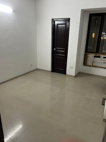 Room in 3 BHK Apartment at Logix Blossom County, Sector 137 – for Rent