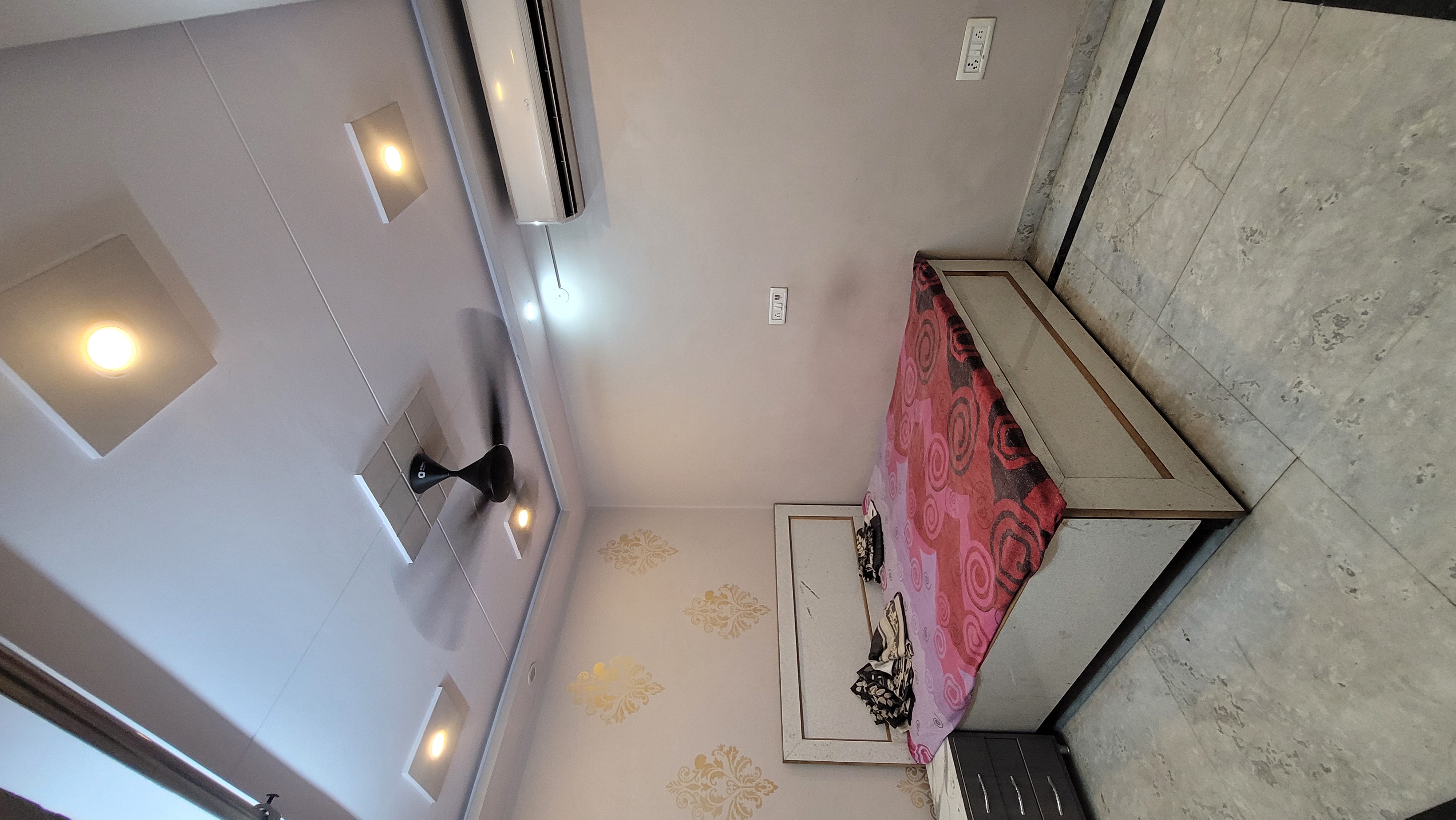 2 BHK + Study Room Apartment For Rent in Gtb Hospital