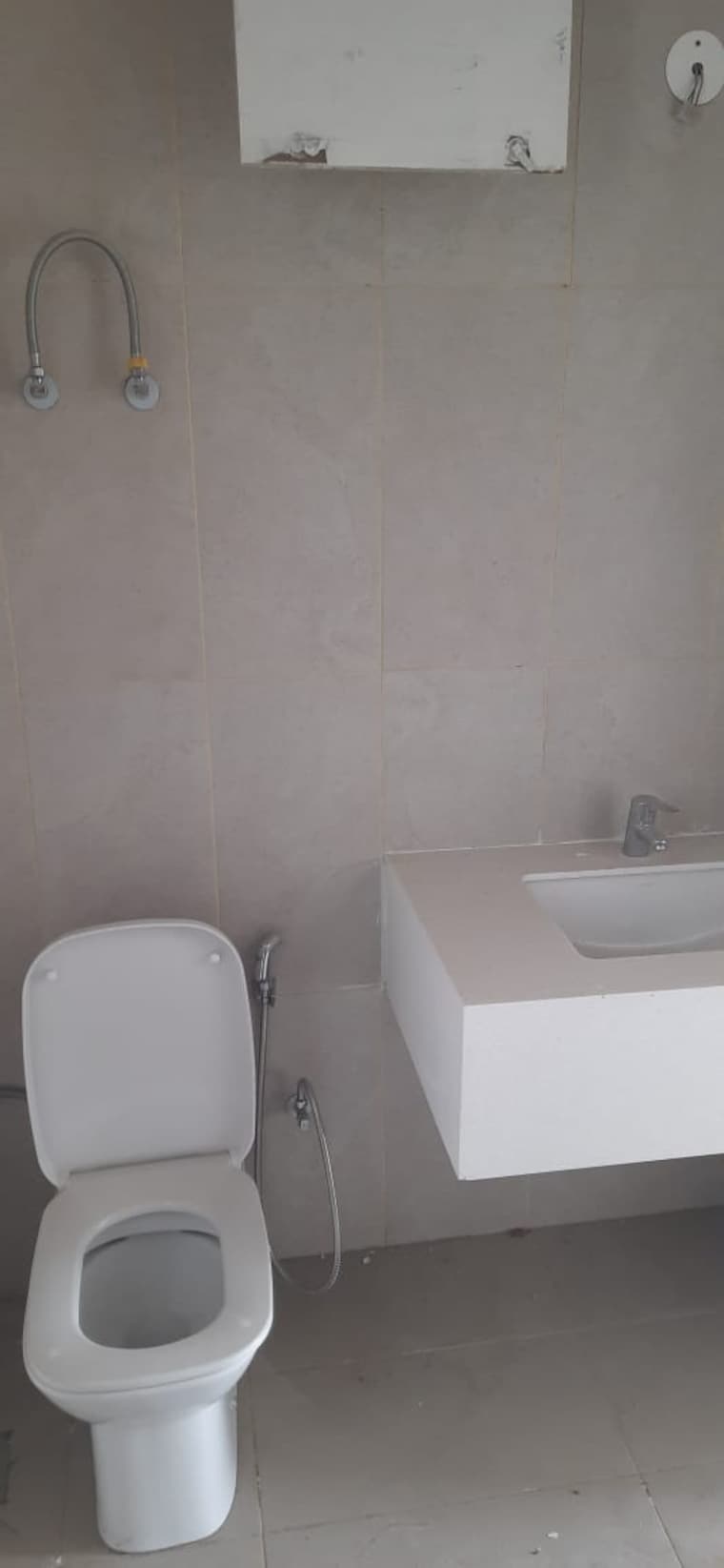 Bathroom, bestech-park-view-city-1 4 Bedroom 2336 Sq.Ft. Apartment In Sector 48 Gurgaon 8651281