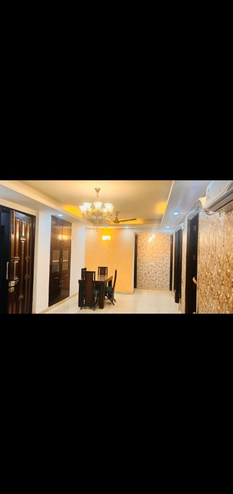 Living Room, greater kailash 3 Bedroom 255 Sq.Yd. Apartment In Greater Kailash Delhi 8651639