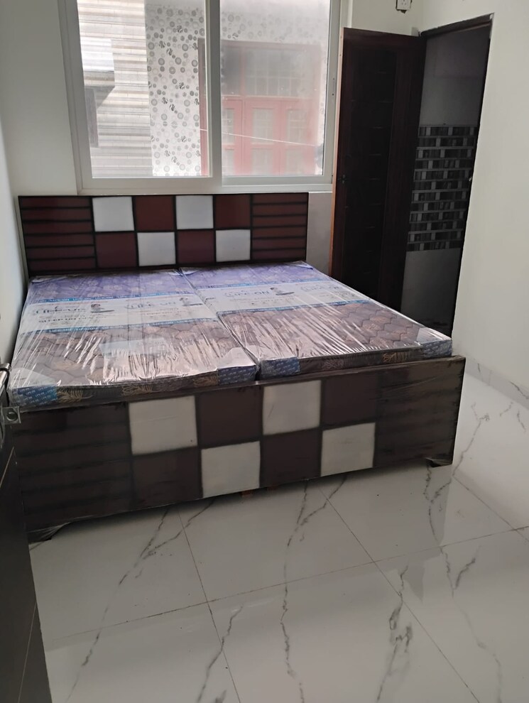 Bedroom, niti khand iii 3 Bedroom 90 Sq.Mt. Apartment In Niti Khand Iii Ghaziabad 8651272