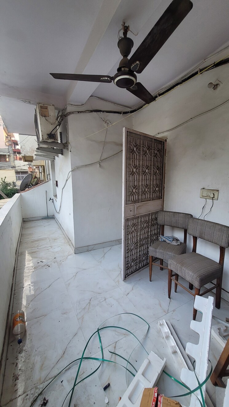 Other, gtb enclave 3 Bedroom 1000 Sq.Ft. Apartment In Gtb Enclave Delhi 8651303