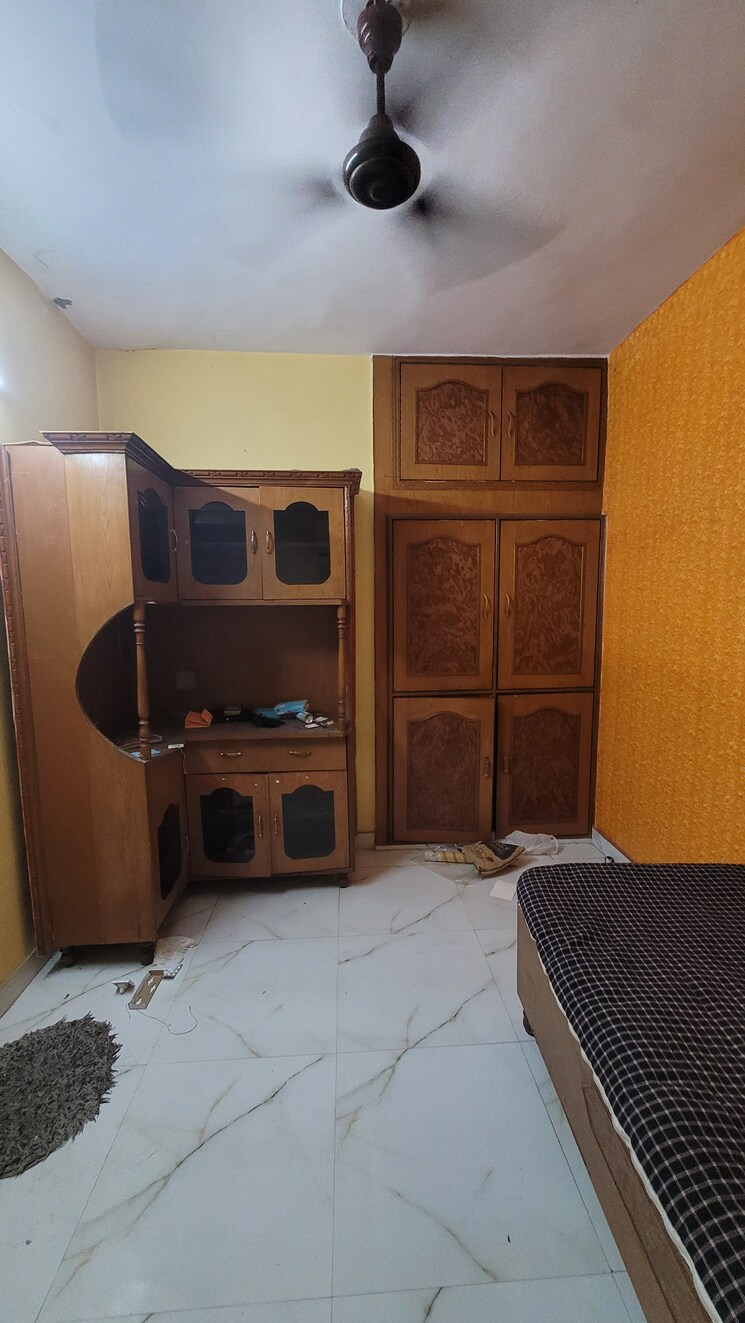 Bedroom, gtb enclave 3 Bedroom 1000 Sq.Ft. Apartment In Gtb Enclave Delhi 8651303