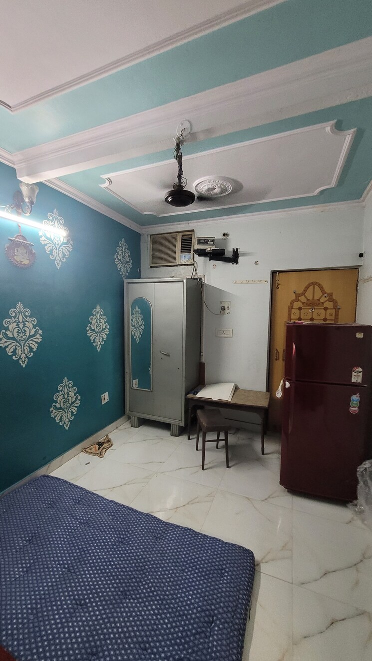 Bedroom, gtb enclave 3 Bedroom 1000 Sq.Ft. Apartment In Gtb Enclave Delhi 8651303