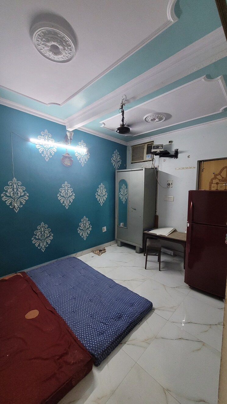 Bedroom, gtb enclave 3 Bedroom 1000 Sq.Ft. Apartment In Gtb Enclave Delhi 8651303