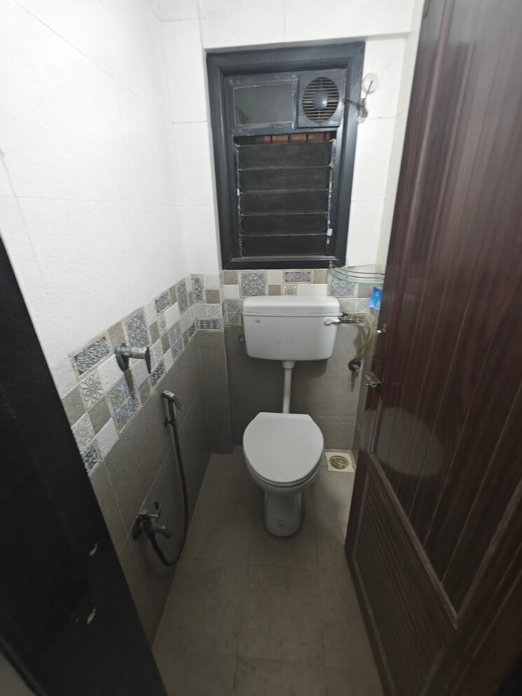 Bathroom, safal-complex 1 Bedroom 655 Sq.Ft. Apartment In Nerul Navi Mumbai 8651306