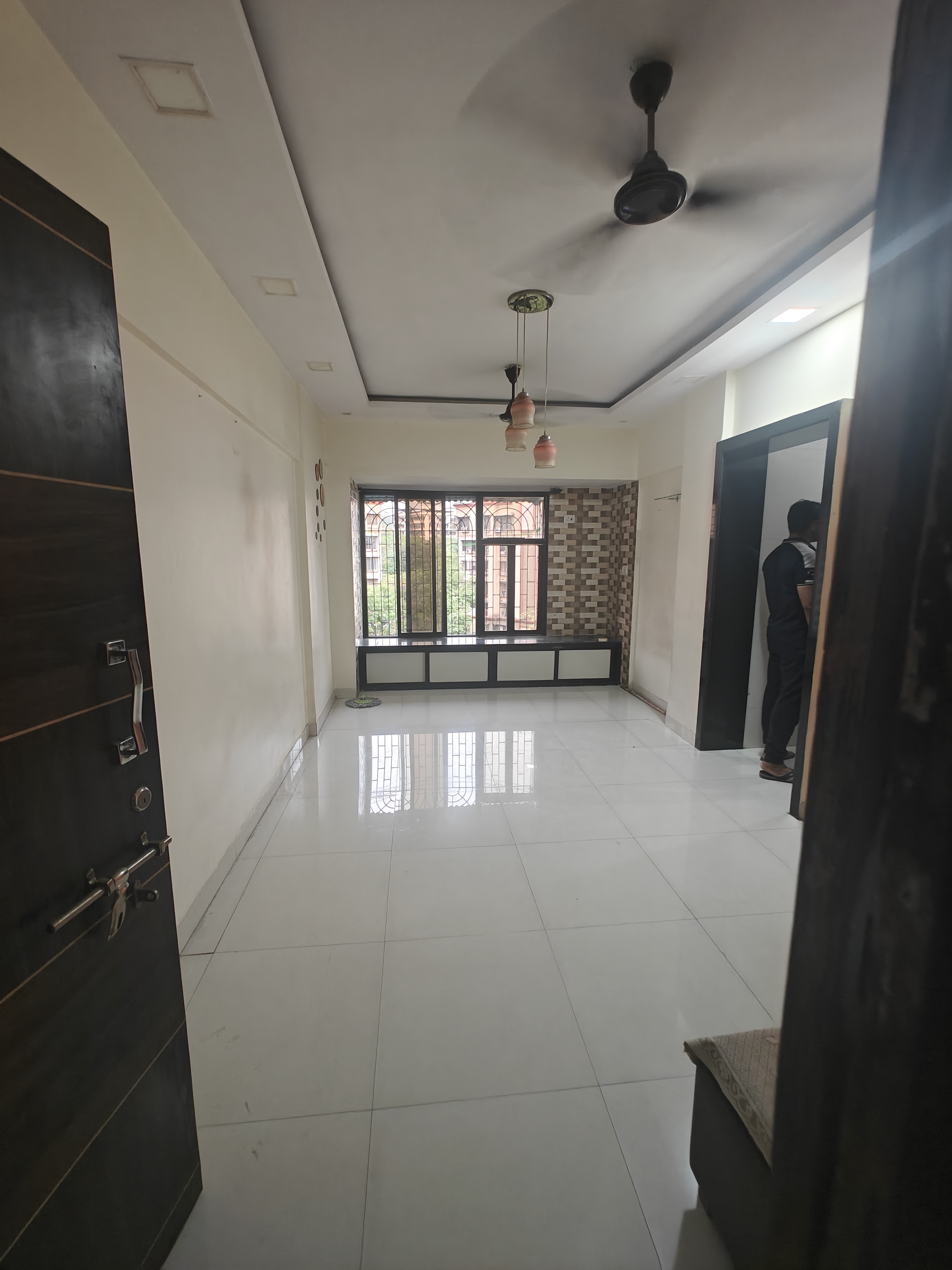 1 BHK Apartment For Rent in Safal Complex