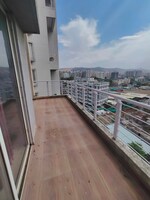2 BHK + Pooja Room 1000 Sq.Ft. Apartment in Mantra Ira