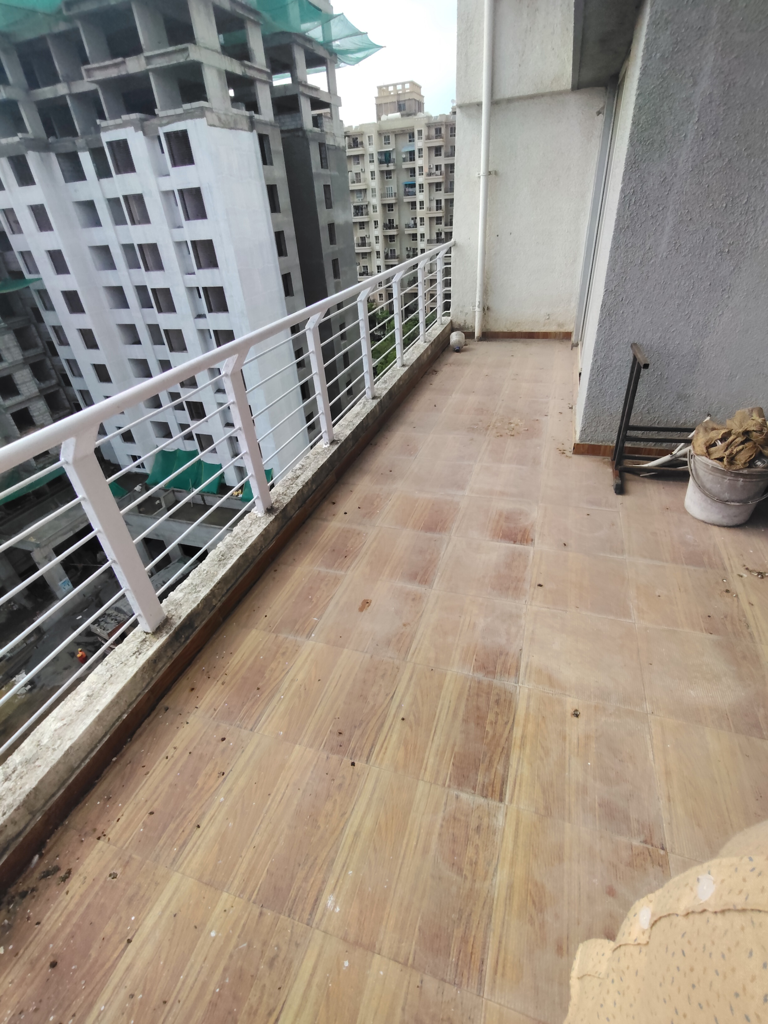 2 BHK + Pooja Room 1010 Sq.Ft. Apartment in Mantra Ira