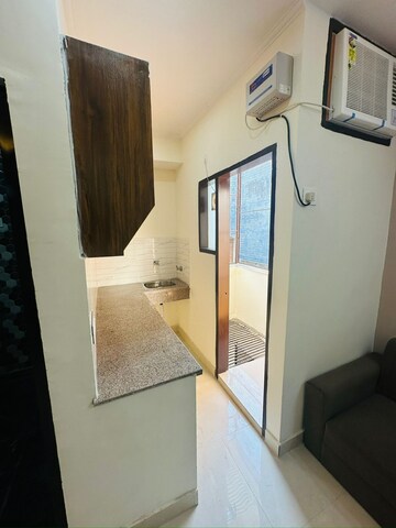 1 RK Builder Floor For Rent in Dlf Cyber City, Sector 24