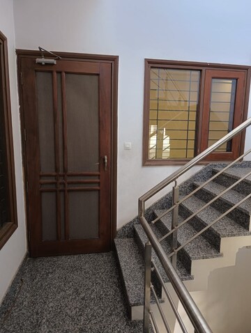 Staircase in 2 BHK Independent House at Gomti Nagar – for Rent