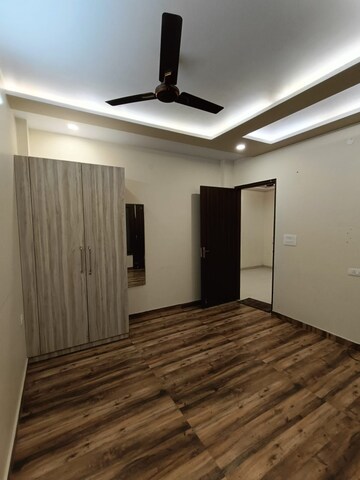 Room in 2 BHK Independent House at Gomti Nagar – for Rent