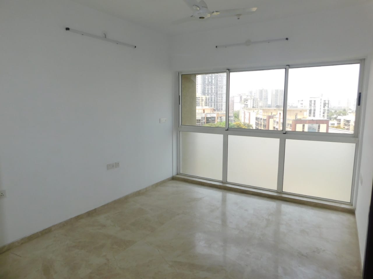 3 BHK Apartment For Rent in Runwal Elegante