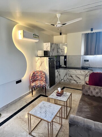 Living Room in 1 BHK Builder Floor at Dlf Cyber City, Sector 24 – for Rent