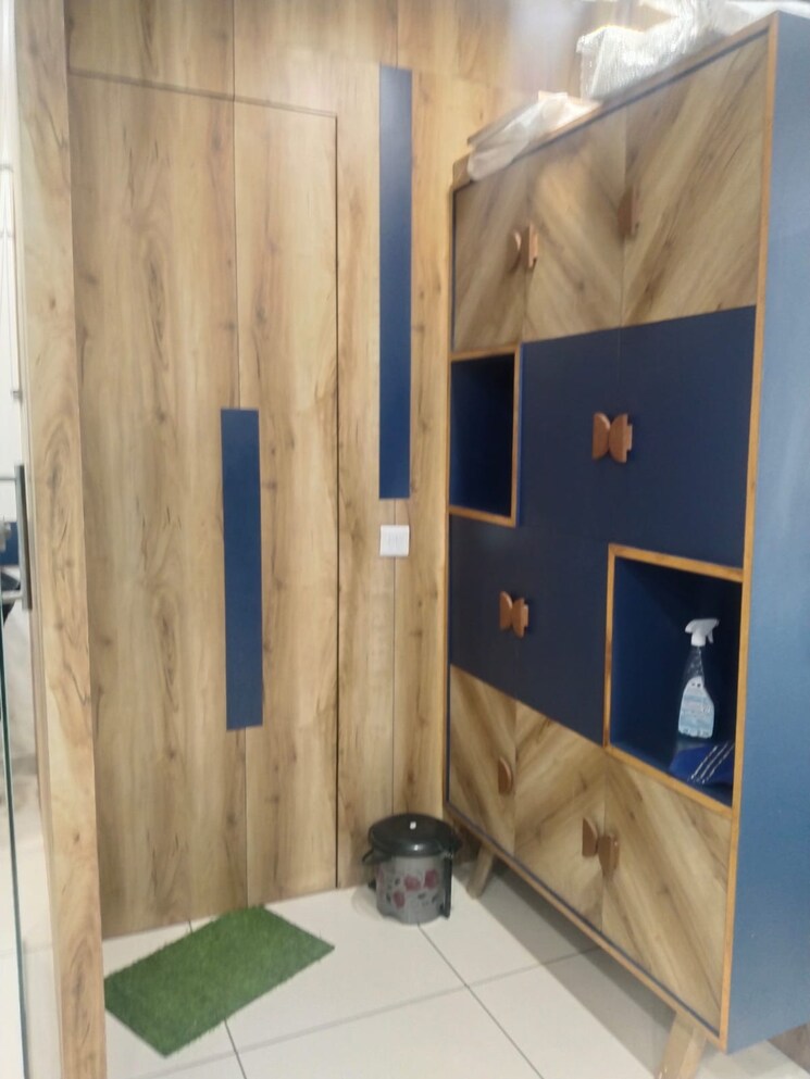 undefined, united-world-trade-tower Commercial Office Space 1050 Sq.Ft. In Makarba Ahmedabad 8651319