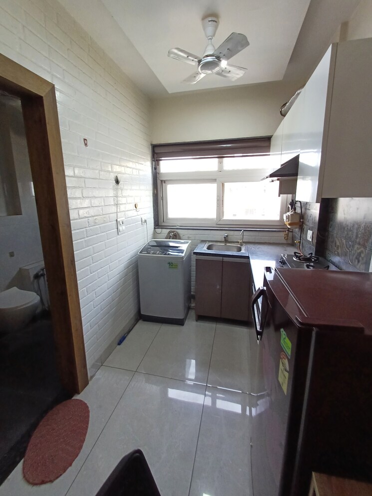 Kitchen, dlf-one-midtown Studio 400 Sq.Ft. Apartment In Moti Nagar Delhi 8651613