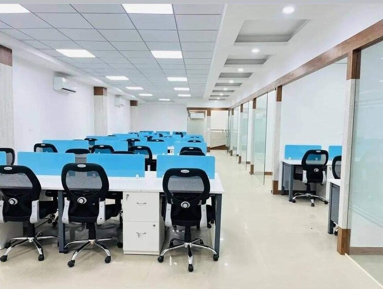 Team Area, vijay nagar Commercial Office Space 3600 Sq.Ft. In Vijay Nagar Indore 8651580
