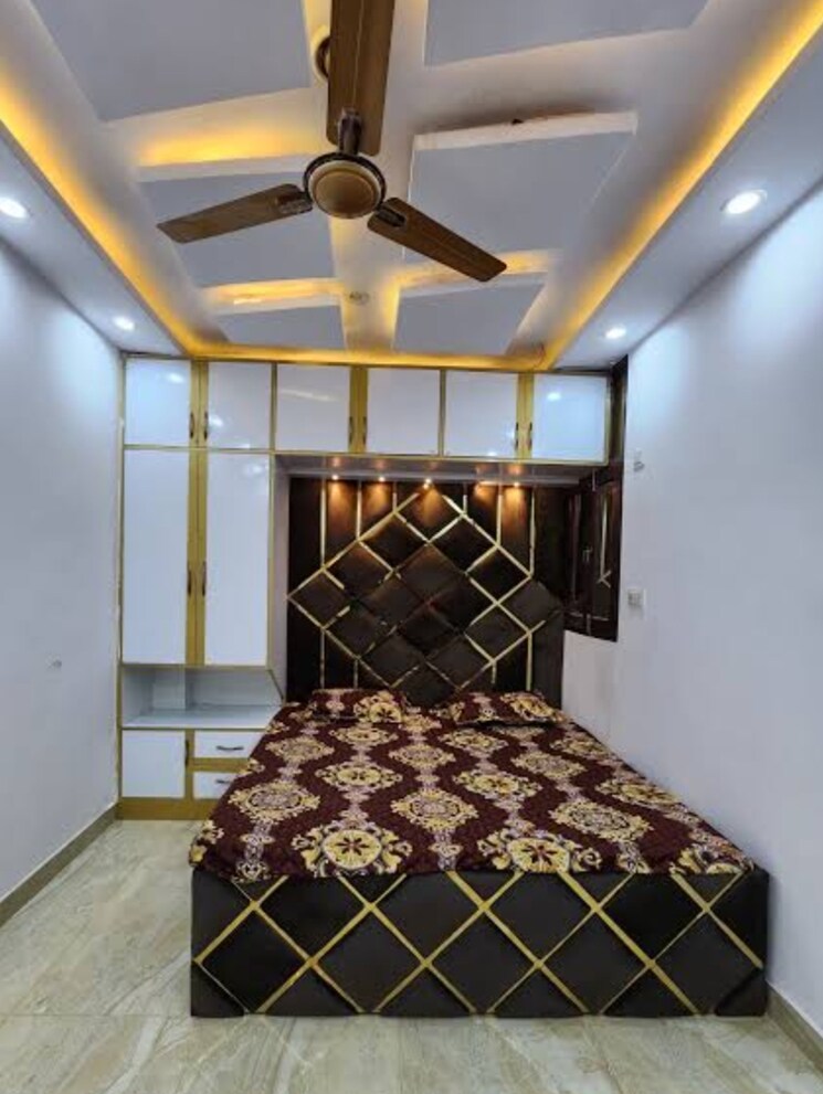 Bedroom, veera-safdarjung-enclave 3 Bedroom 1400 Sq.Ft. Builder Floor In Safdarjung Enclave Delhi 8651683