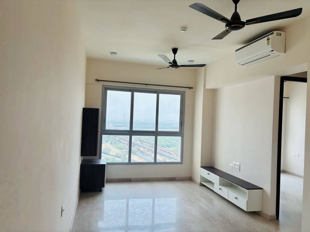 2 BHK + Pooja Room Apartment For Rent in Piramal Vaikunth