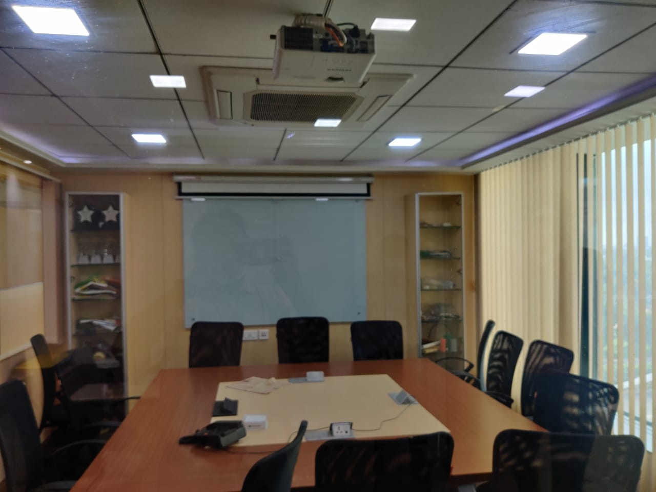 Office Space For Rent in Elegance Earth Arise