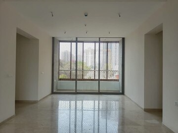 Building Lobby in 2 BHK Apartment at Piramal Vaikunth, Balkum Pada – for Rent