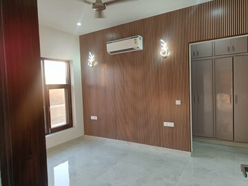 Room in 2 BHK Apartment at Rt Nagar – for Rent