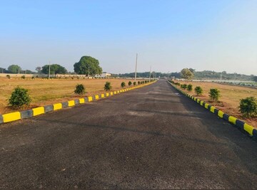 Plot For Sale in Kadthal