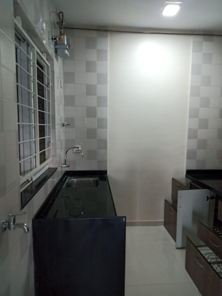 Kitchen, goel-ganga-legend 2 Bedroom 666 Sq.Ft. Apartment In Bavdhan Pune 8651816